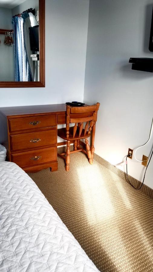 Captain'S Inn Alma Bagian luar foto